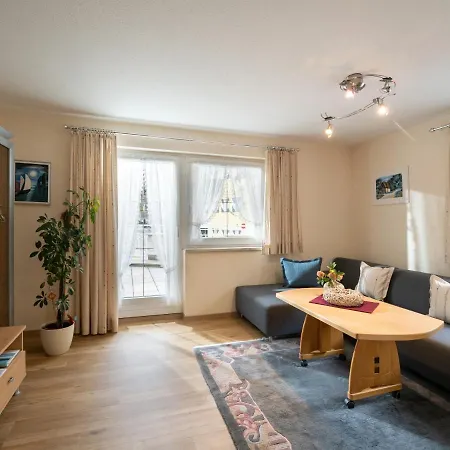 شقة Haus Eberharter *